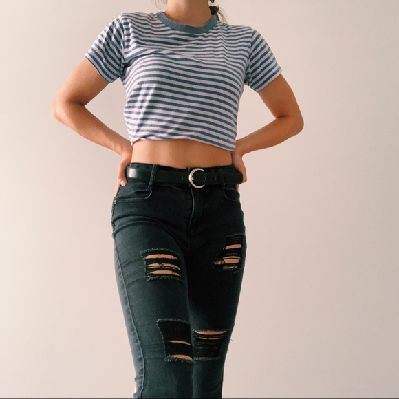 brandy melville Hailie tee - Picture 3 of 3